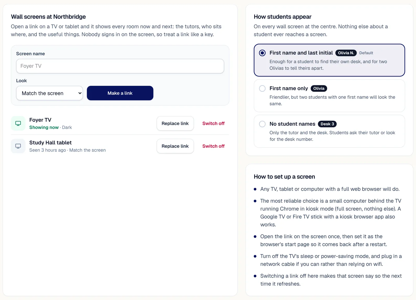 Wall screen settings: two screens with their links, the choice of how students appear, and how to set up a screen.
